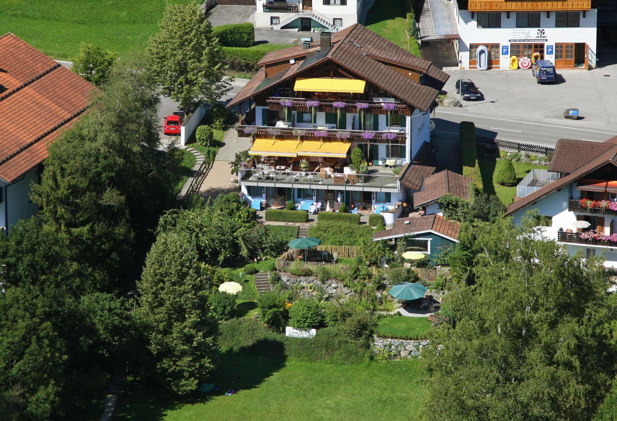 Füssen Dreimaderlhaus - Das Vegetarische Boutique Hotel المظهر الخارجي الصورة